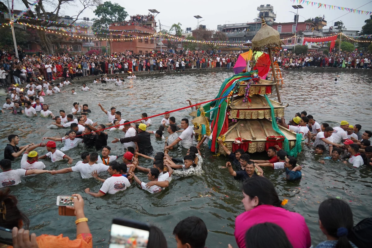 Nepal\'de Gahana Khojne Jatra Festivali Kutlandı