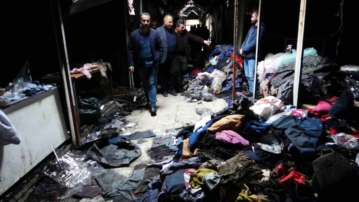 VATSO Başkanı Kandaşoğlu\'ndan dükkanları yanan pazar esnafına ziyaret