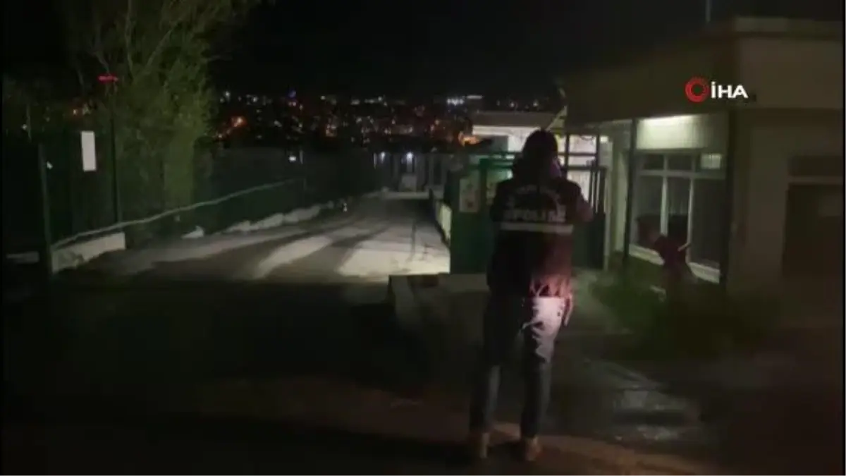 Avcılar'da bir şantiyede 5 işçi göçük altında kaldı