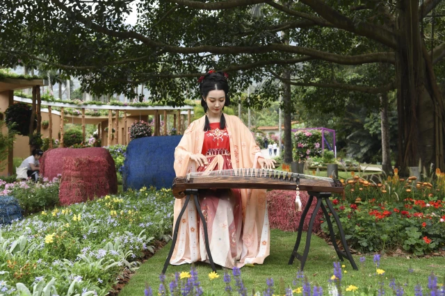 Çin'in Shenzhen Kentinde Çiçek Festivali Başladı