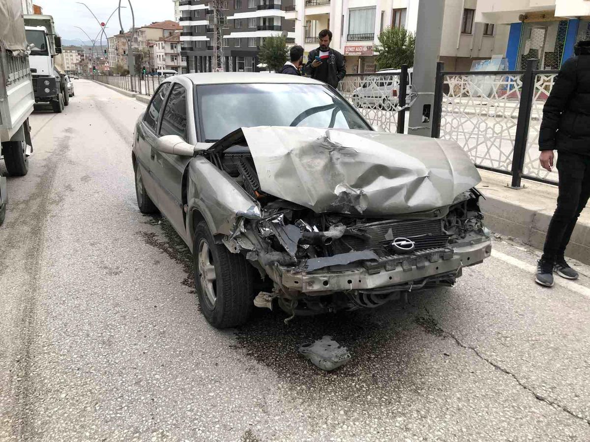 Elazığ'da trafik kazası: 1 yaralı