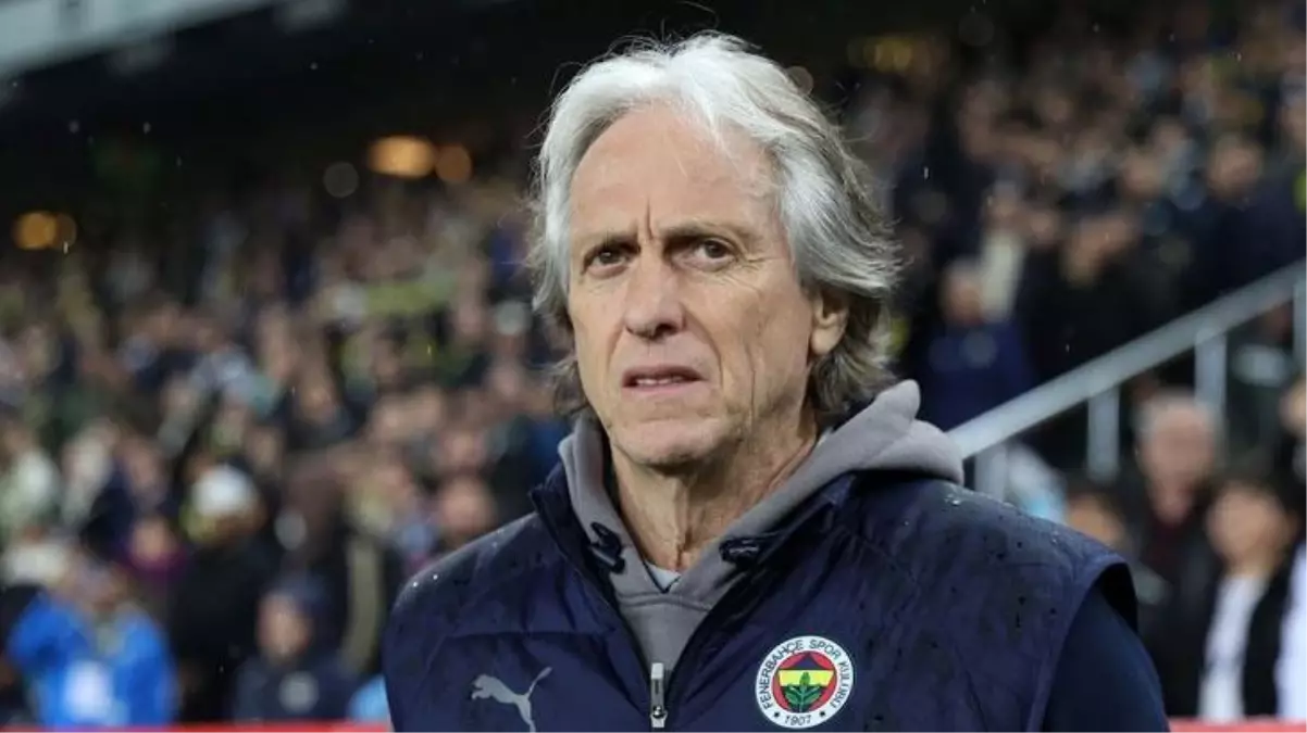 Jorge Jesus\'un oğlundan skandal hareket! Babasını ateşe attı