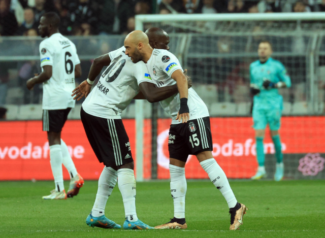 Son Dakika: Kara Kartal seriye bağladı! Giresunspor'u 3-1'lik skorla mağlup eden Beşiktaş, Fenerbahçe'den ikinciliği aldı