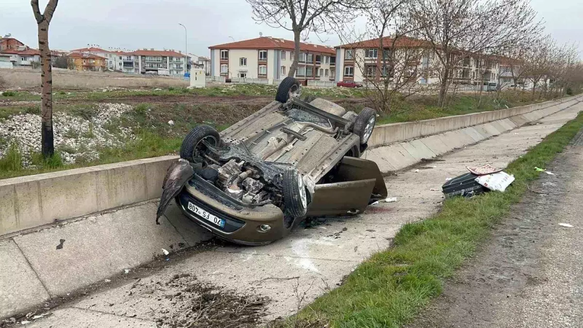 Afyonkarahisar'da trafik kazası: 2 yaralı