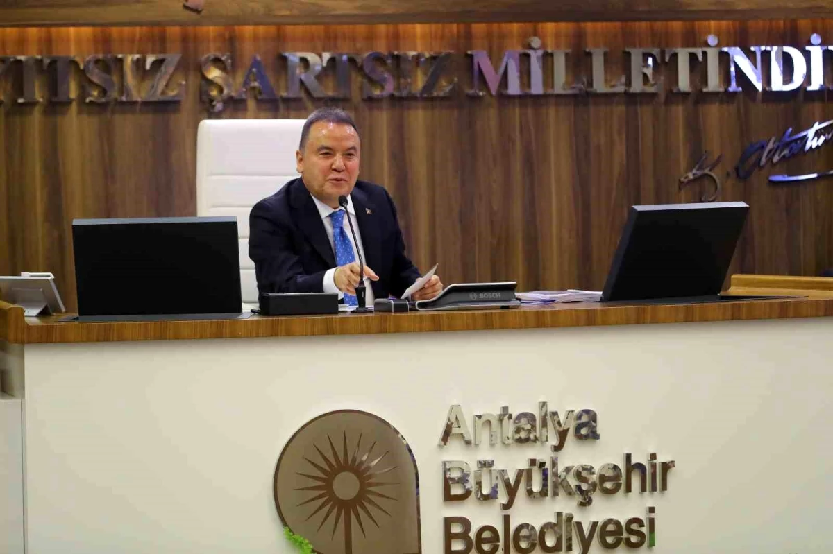 Antalya Büyükşehir Belediyesinin nisan ayı meclis toplantısı yapıldı