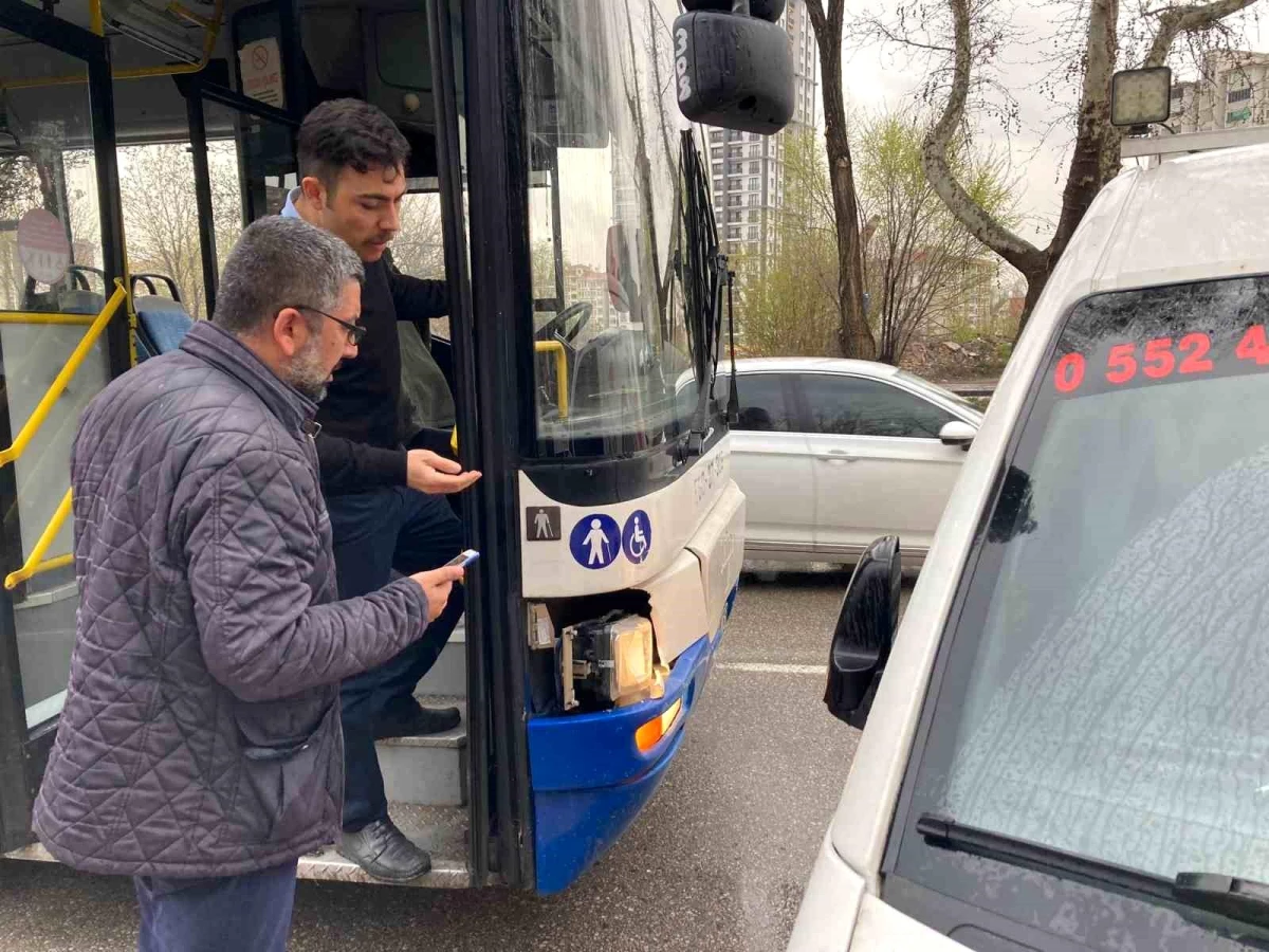 Ankara\'da Otobüs Şoförü Aracı Metrelerce Sürükledi