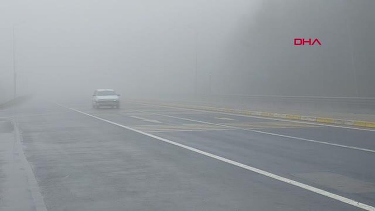 BOLU DAĞI'NDA SİS ETKİLİ OLDU