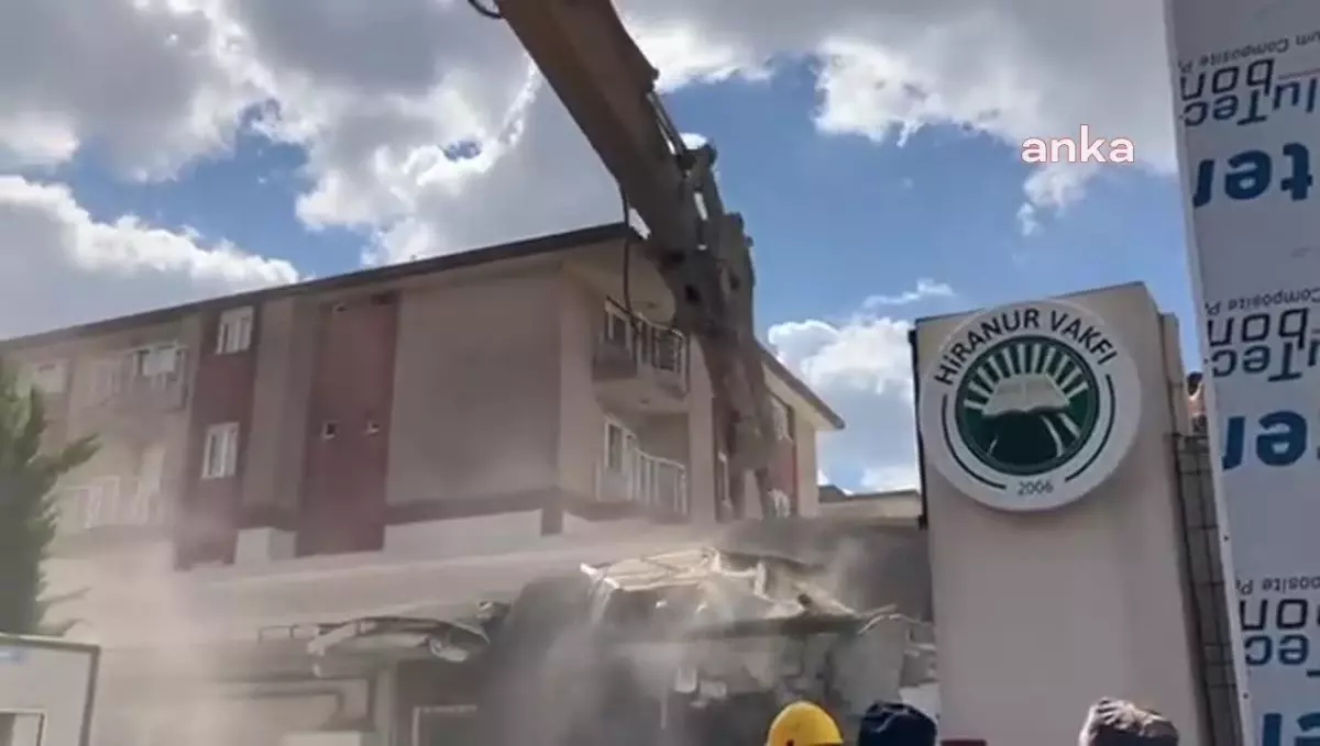 Hiranur Vakfı'nın Kaçak Bölümlerinin Yıkımına Mahkemeden Yürütmeyi Durdurma Kararı