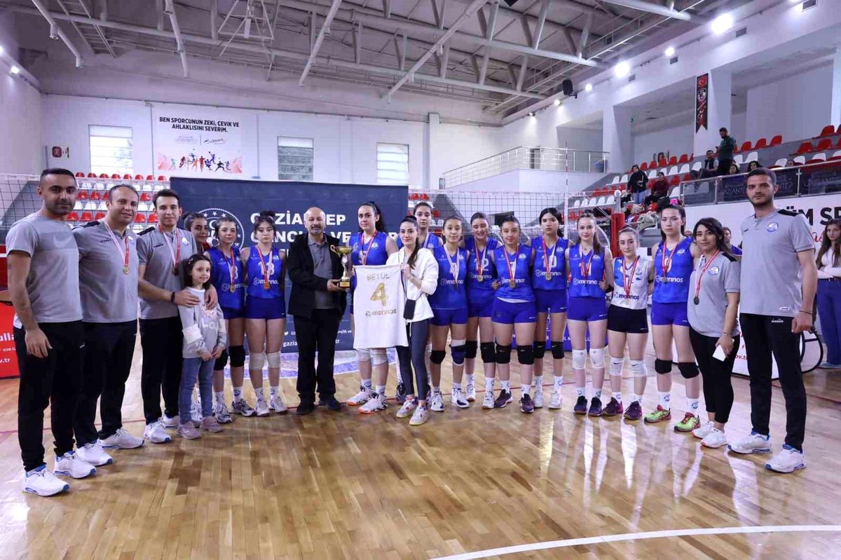 Merinosspor\'dan çifte başarı