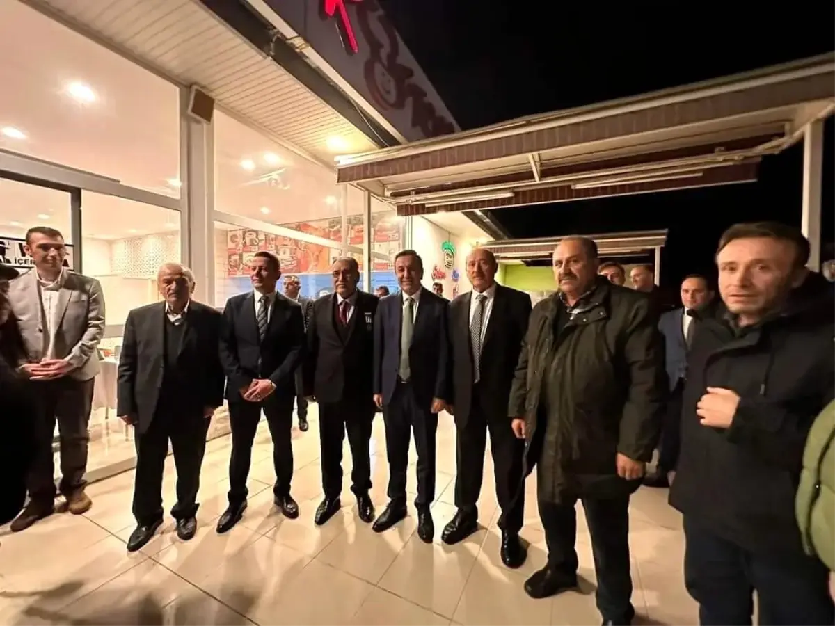 Muhsin Dere, şehit aileleri ve gaziler ile iftarda buluştu