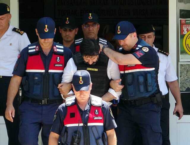 Nazmi Arıkan ve şoförünün katili Akçekaya, cezaevinde intihar etti