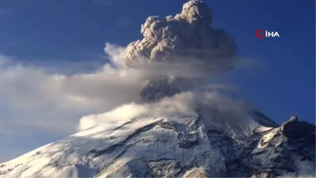 Popocatepetl Yanardağı\'nda 24 saatte 12 patlama
