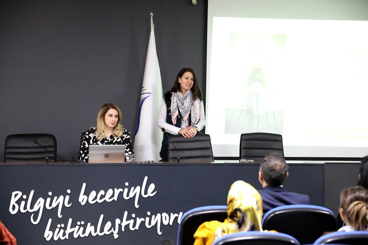 SUBÜ\'de doğal afet sürecinde çocuklarla iletişim ele alındı
