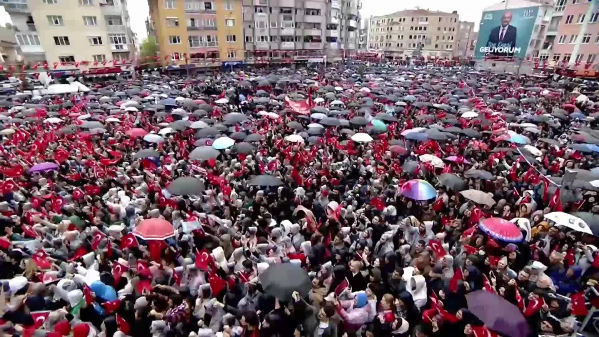 Cumhurbaşkanı Adayı Kılıçdaroğlu, Çanakkale\'de: "Bu Ülkenin Çıkarları İçin Tek Adam Rejimine Karşıyız. Milli Kurtuluş Savaşını Veren Bir Ülke Bir Tek...