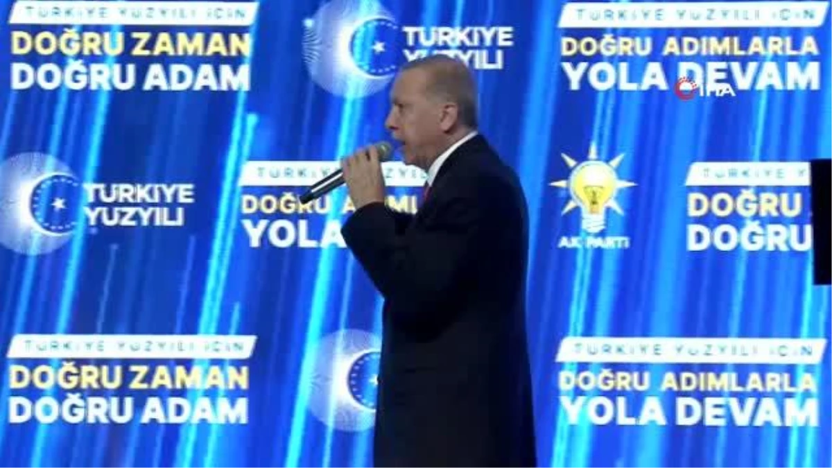 Cumhurbaşkanı Erdoğan: "Kürt kardeşlerimizi ne CHP faşizmi ne HDP sapkınlığı ne PKK zulmü ne de geçmişte acı örnekleri yaşanan baskı düzeninin...