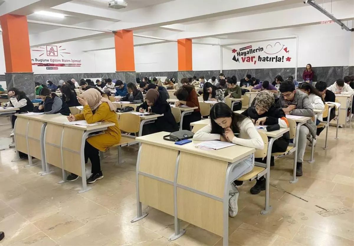 Yenimahalle Belediyesi Destek Eğitim Merkezleri\'nde Yks Heyecanı