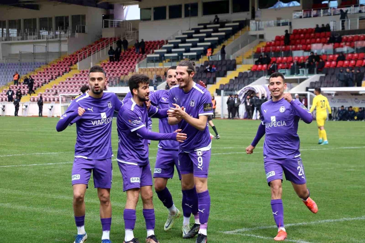 Afyonspor\'da moraller bozuk