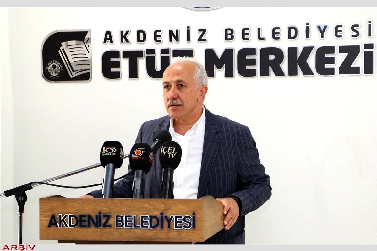 Akdeniz Belediyesinin eğitim desteğinin 2. taksiti hesaplara yatırılıyor