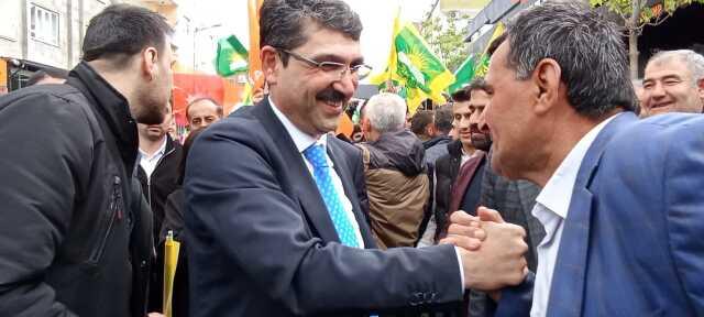 Batman'dan AK Parti adaylarına görkemli karşılama