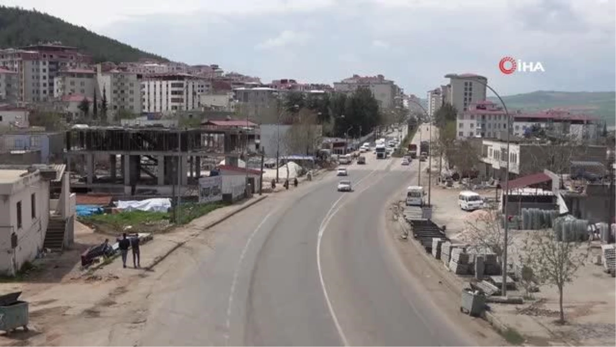 Depremin merkezi Pazarcık\'da afetzedelerin yaraları sarılıyor