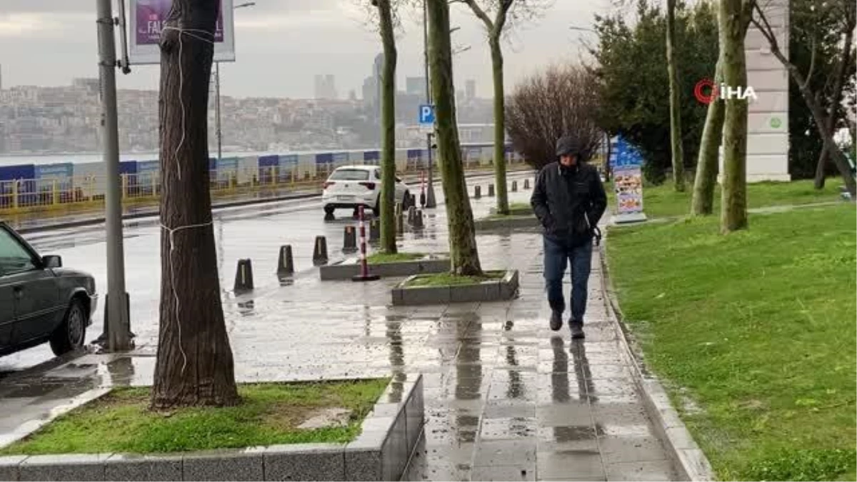 İstanbul Anadolu Yakası\'nda sağanak yağış etkili oluyor