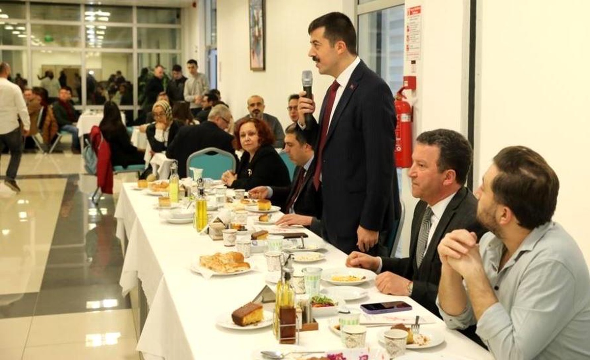 KSBÜ Tıp Fakültesi ve Diş Hekimliği Fakültesi\'nde iftar