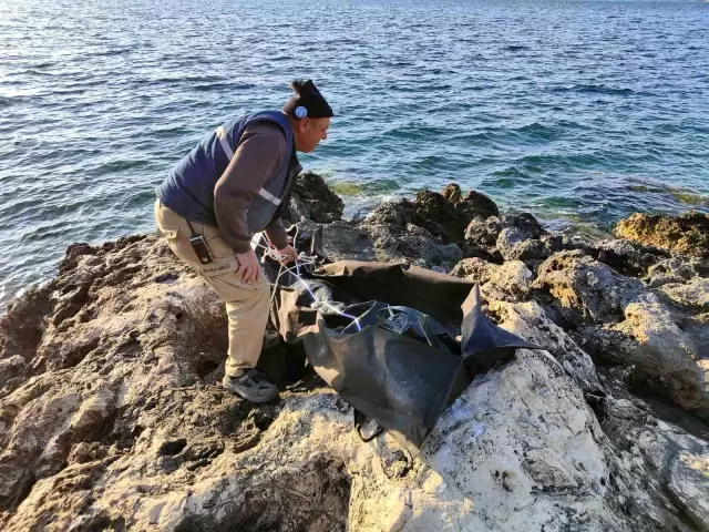 Kuşadası'nda kıyıya baş, kol ve bacakları olmayan 2 erkek cesedi vurdu! Ekipler tek ihtimal üzerinde duruyor