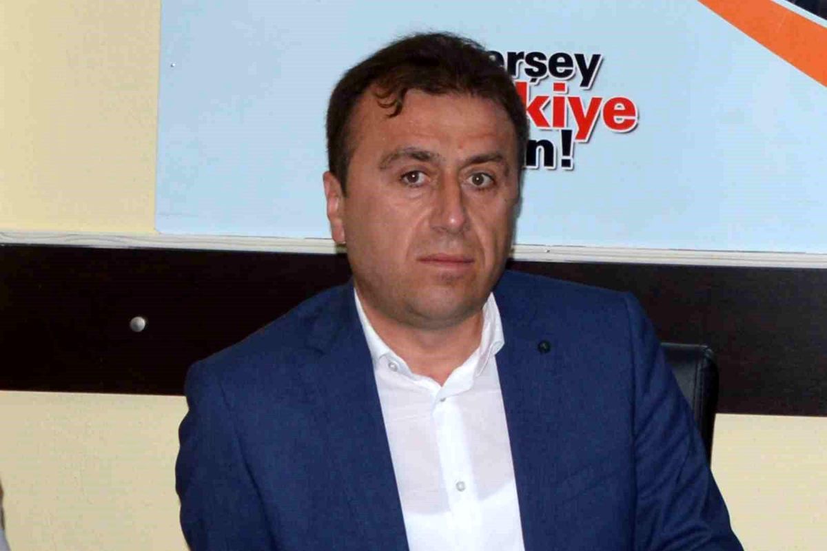 Milletvekilliği adaylığından çekildi