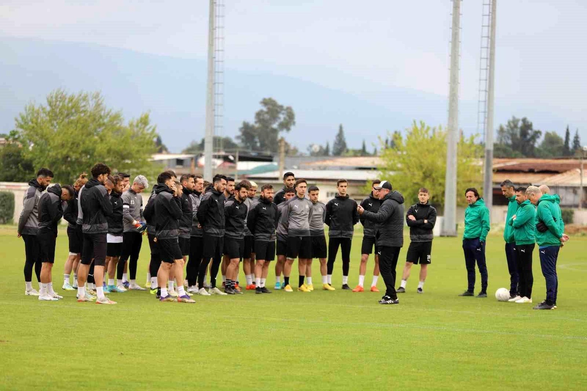 Nazilli Belediyespor\'da Menemen hazırlıkları başladı
