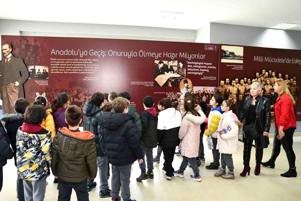 Öğrenciler Eskişehir\'in milli mücadele yıllarını öğreniyor