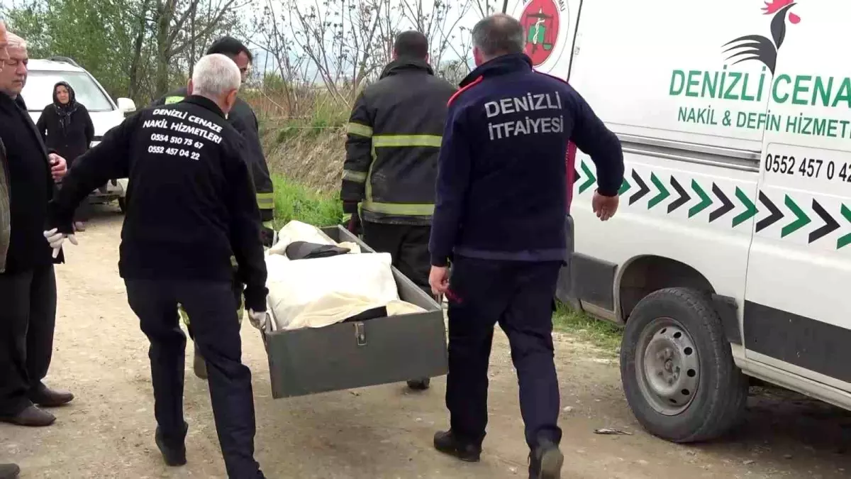 Tarladan dönen çiftçi devrilen traktörün altında can verdi