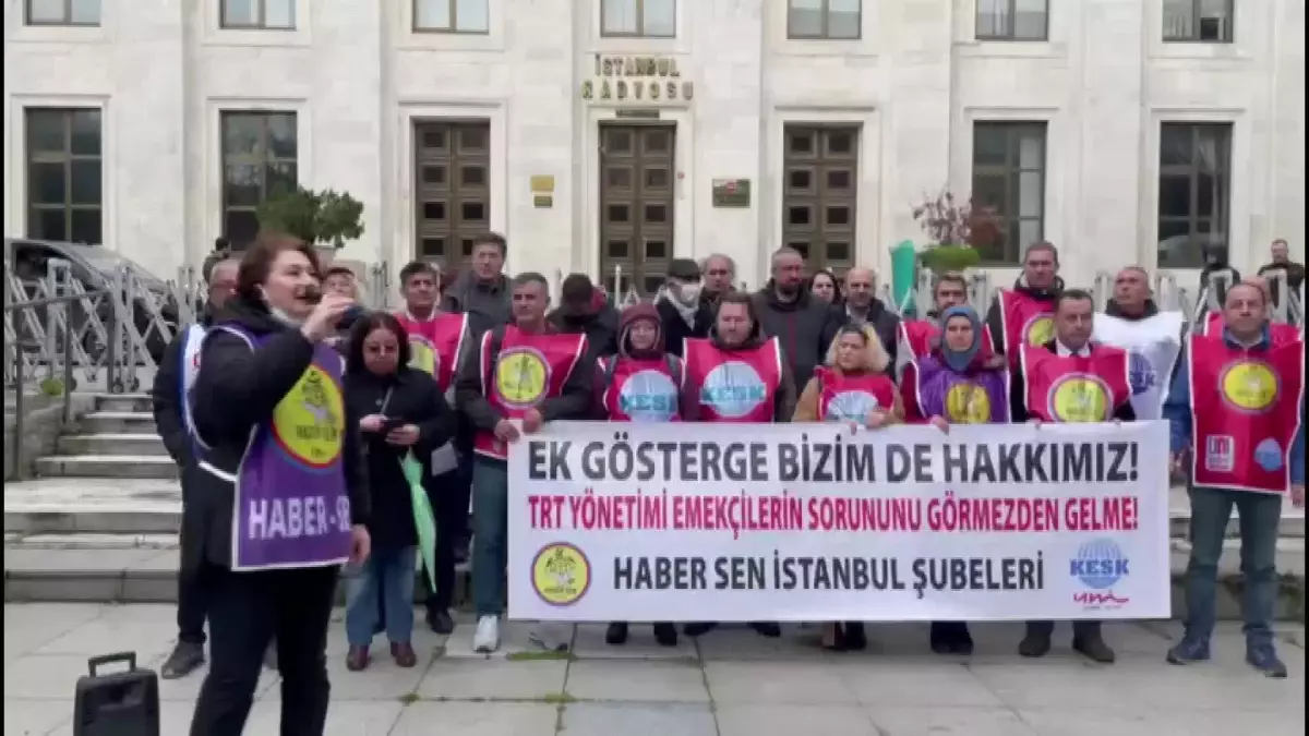 TRT Çalışanları ve Emeklilerinden Ek Gösterge Protestosu: "Trt Yönetimi Camdan Bakma, Sorunu Çöz"