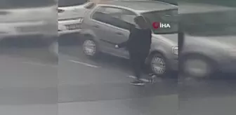 Üsküdar'da bakkal sahibi, bıçaklı bir kadının saldırısına uğradı