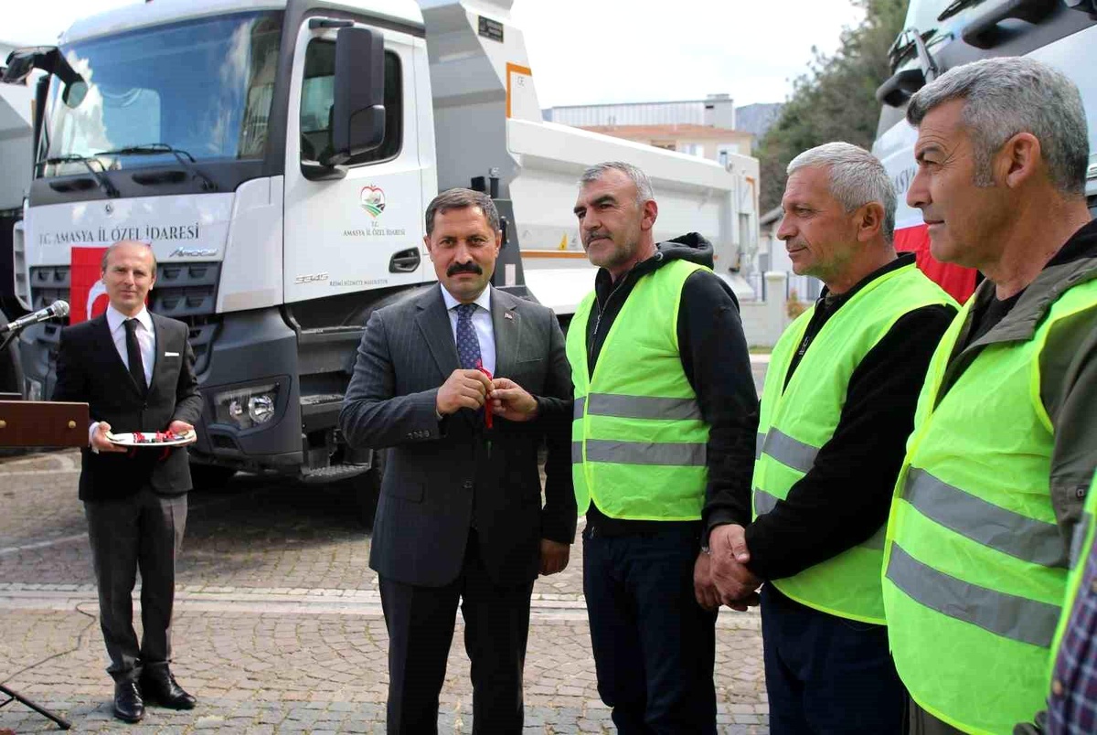 Vali Masatlı: "Amasya İl Özel İdaresi araç filomuzu yenilemeye devam edeceğiz"