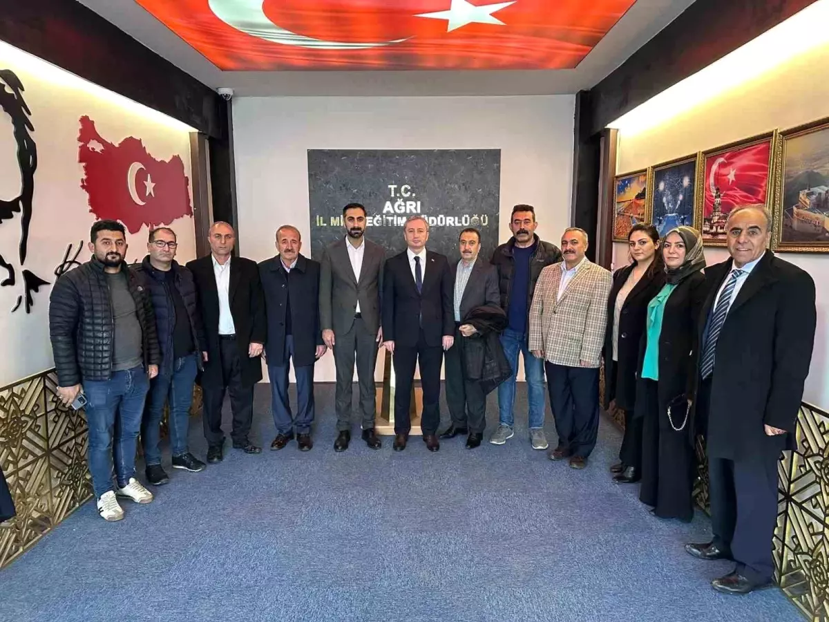 AK Parti Ağrı Merkez İlçe Başkanı Tahtalı\'dan Kökrek\'e ziyaret