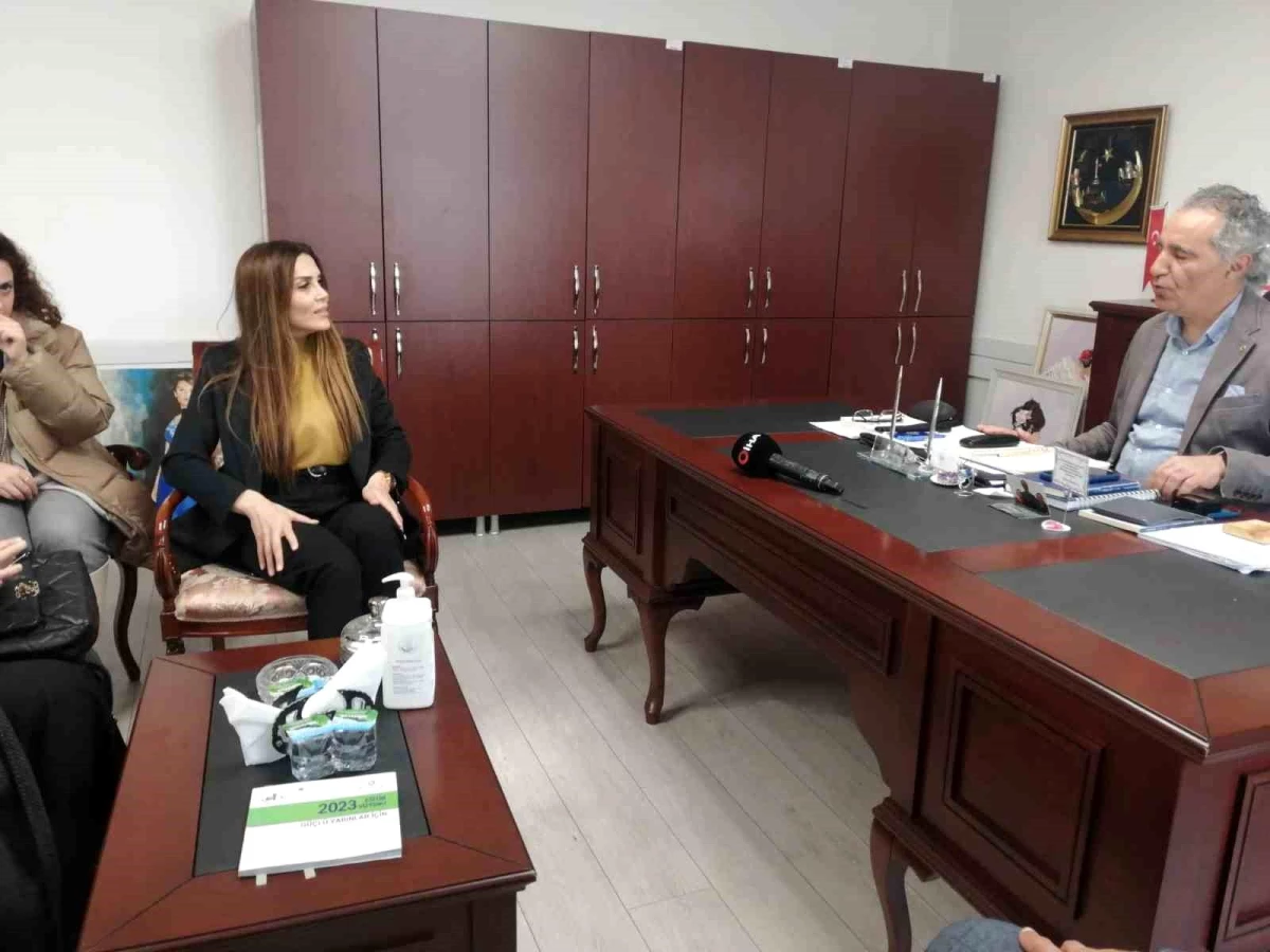 AK Parti milletvekili adayına Bostancı\'da yoğun ilgi