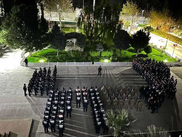'Altın bulduk, ara beni değerlendirelim' suç örgütü çökertildi 'Altın bulduk, ara beni değerlendirelim' suç örgütü çökertildi