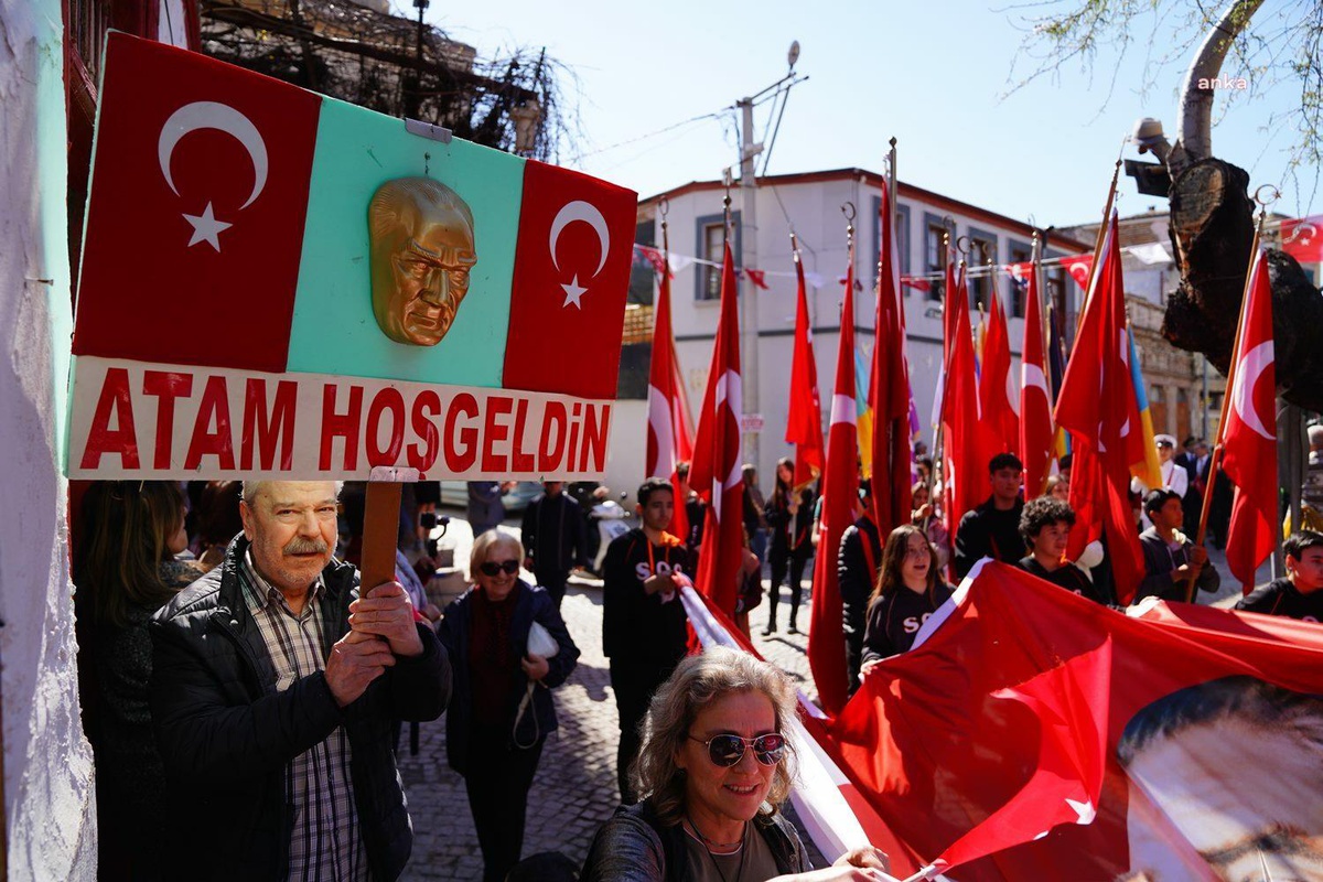 Atatürk\'ün Ayvalık\'a gelişinin 89\'uncu yıl dönümü kutlandı