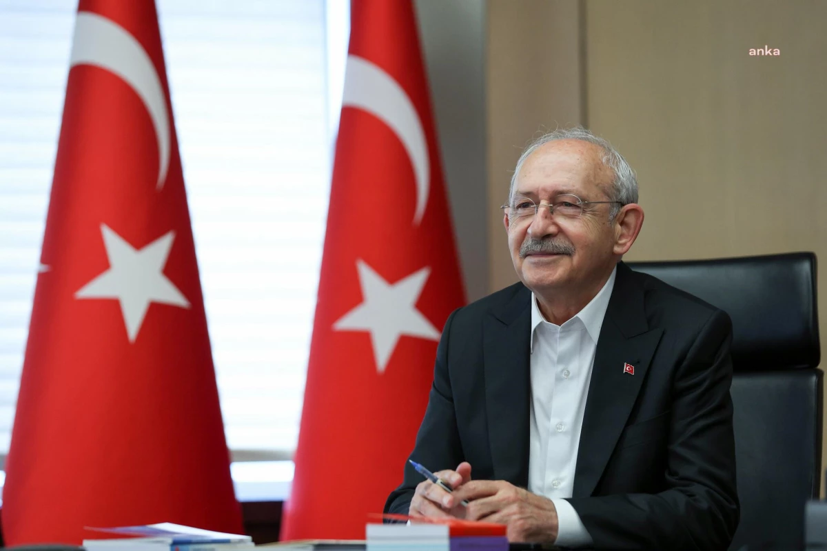 Cumhurbaşkanı Adayı Kılıçdaroğlu: "Samsunspor Camiasını Kutluyor, Gelecek Sezon Mücadele Edecekleri Süper Lig\'de Başarılar Diliyorum"