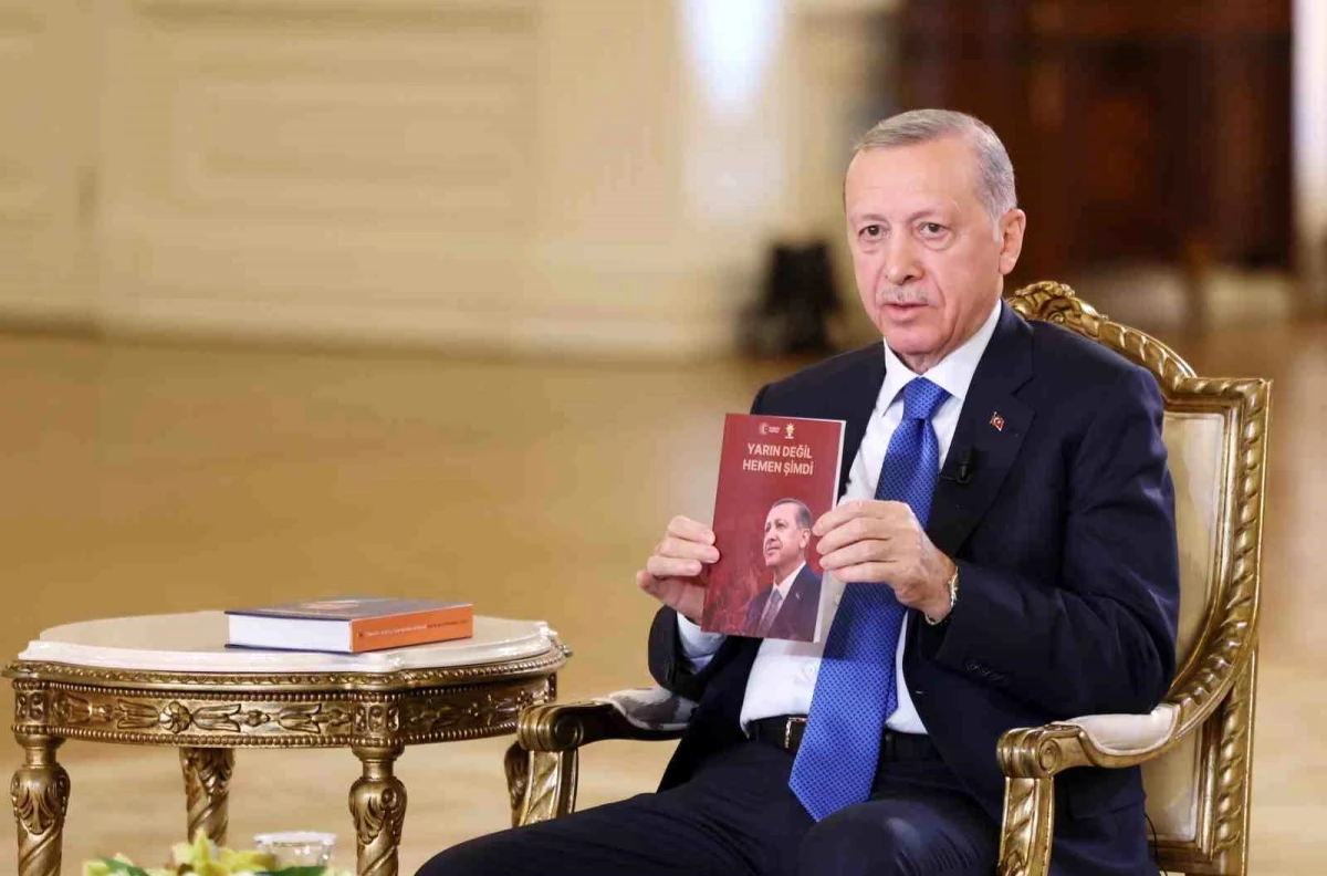 Cumhurbaşkanı Erdoğan: "CHP ve masa ortakları, HDP\'nin ve terör örgütü PKK/YPG\'nin bölücülük ve Türkiye düşmanlığı üzerine kurulu gündemine teslim...