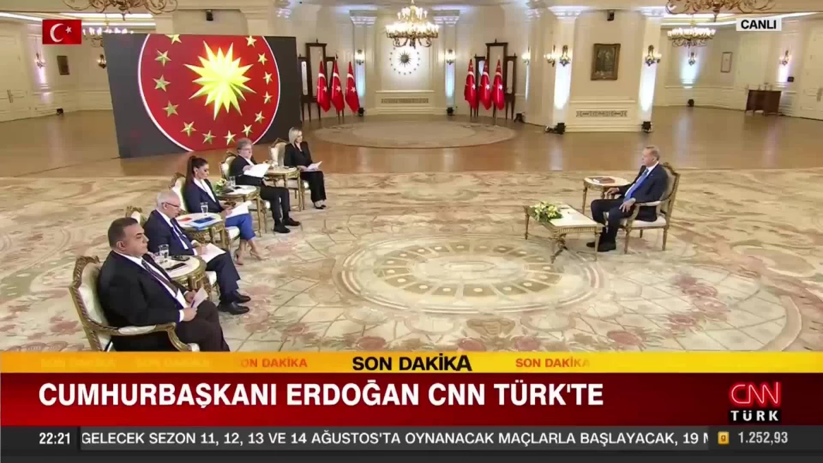 Erdoğan\'dan \'Sistem\' Açıklaması: "Emniyet, Sağlık, Dış Politikada Ne Gibi Eksiklikler Var, Hepsini Gözden Geçireceğiz"