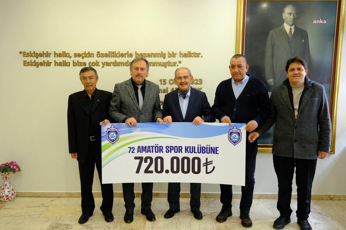 Eskişehir Büyükşehir Belediyesi\'nden Amatör Spora Nakdi Destek