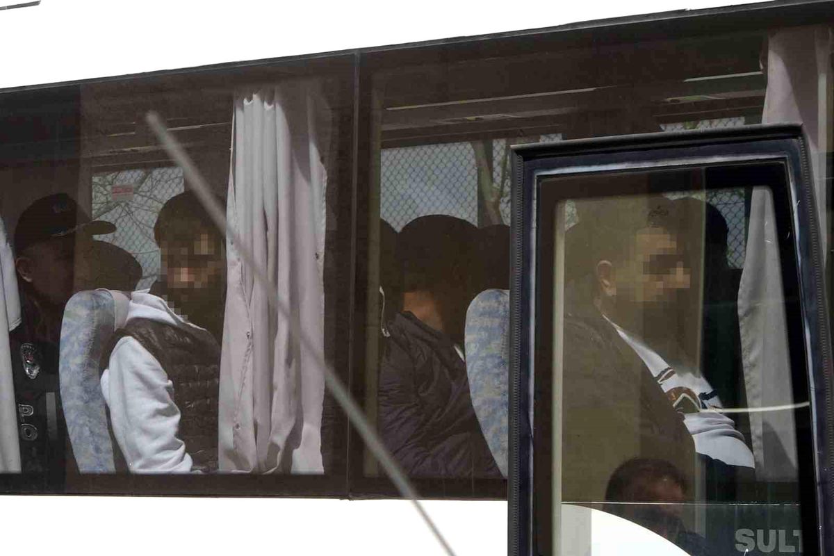 'Makas' operasyonunda gözaltına alınan 19 kişi adliyeye sevk edildi