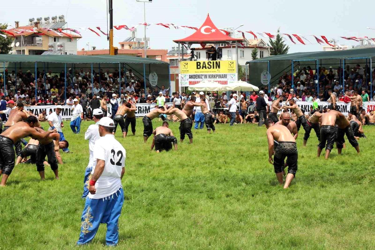 Manavgat, 10. Yağlı Pehlivan Güreşleri'ne hazırlanıyor