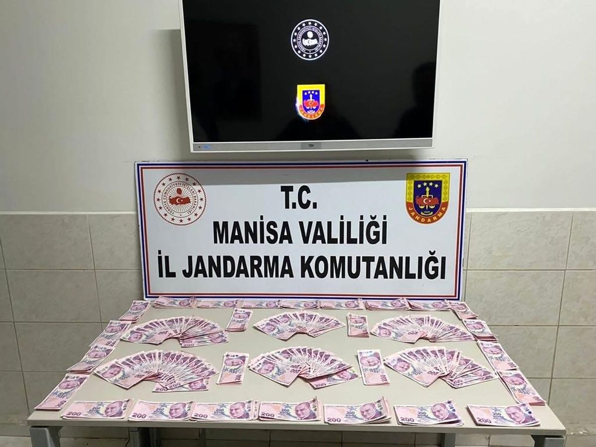 Manisa'da jandarmadan sahte banknot operasyonu