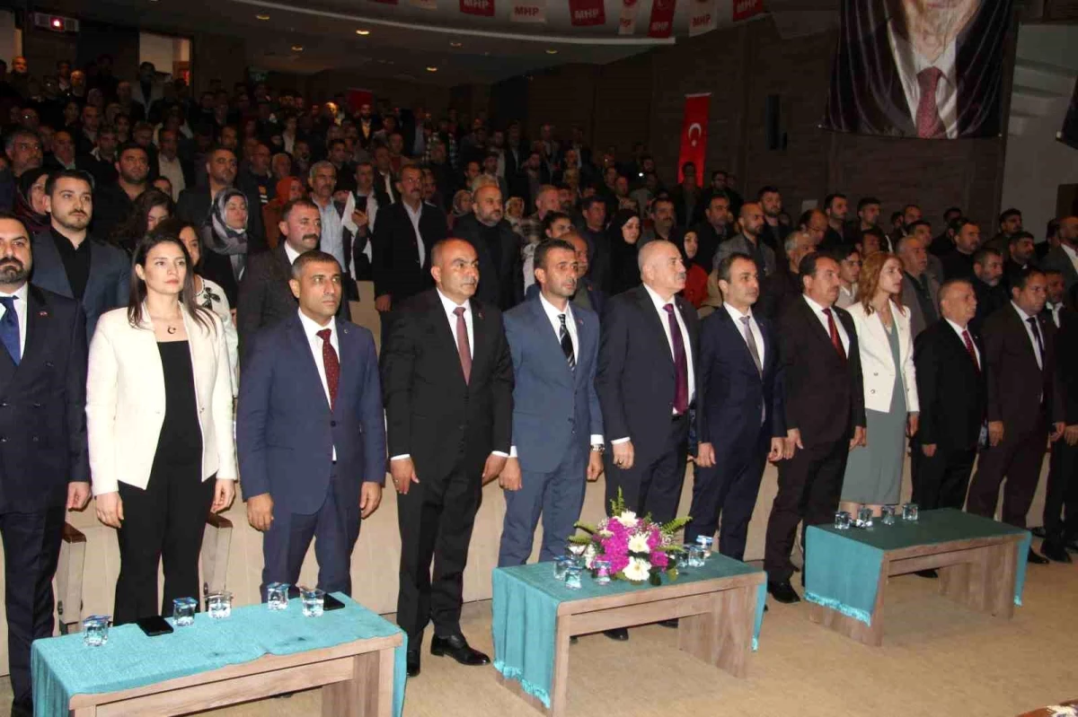 MHP Gaziantep\'te milletvekili adaylarını tanıttı