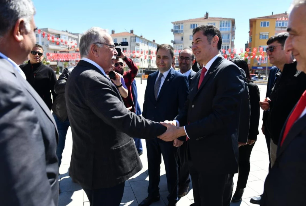 Sinan Oğan, Çanakkale Belediye Başkanı Gökhan\'ı Ziyaret Etti