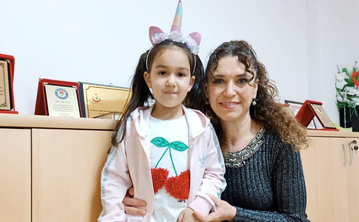 Yarışma ödülünü depremzede çocuklara gönderdi