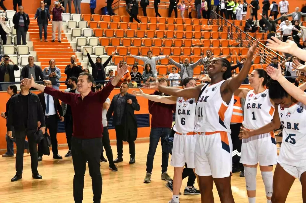 Yenişehir Belediyesi Final-Four\'da mücadele eden ÇBK için dev ekran kuracak