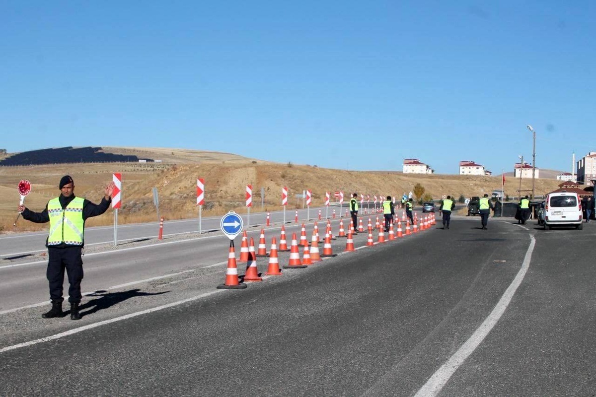 81 il valiliğine \'2023 Yılı Ramazan Bayramı Trafik Tedbirleri\' konulu genelge